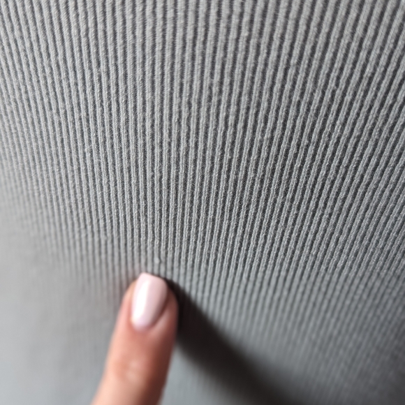 Old Navy mint long sleeve top - Picture 7 of 7